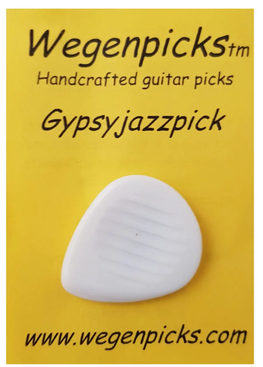 médiator jazz manouche